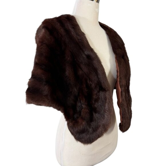 Winkelmans Soft Brown Fur Stole Shoulder Wrap Capelet with Collar Vintage 1970s - Picture 1 of 9